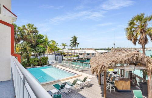 Aruba - Downtown Waterfront 2x2 Dock & Pool Pet-Friendly - Photo 1
