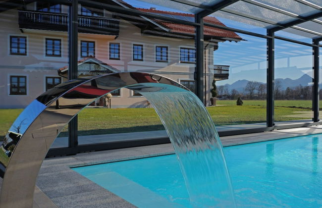 Charming Holiday Home Near the Bavarian Alps - Photo 14