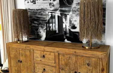 Marbella Bliss - Luxury 4-Bedroom VILLA with Garden, Private POOL & Jacuzzi, Marbesa near- 5 min to the Cabopino Beach - Photo 65