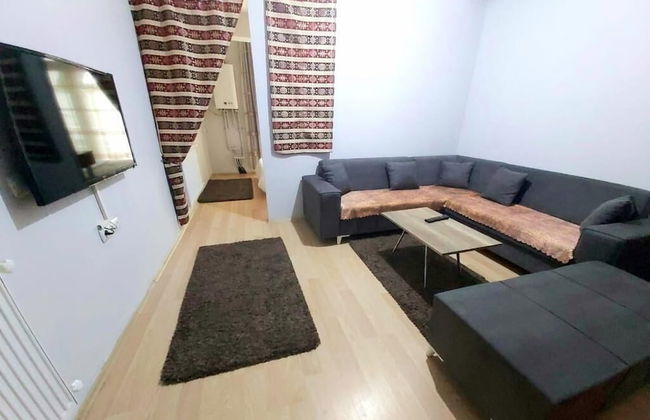 Alesta Suit Apart - Photo 10