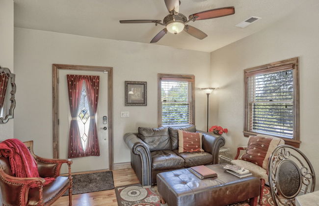 2brdowntown Occmountain Views & Grill - Photo 17