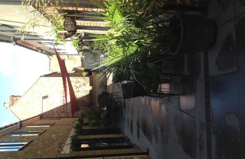 Rooms @ Number Six - Photo 46