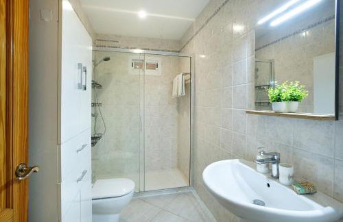 Owl Booking Villa Laura - 8 Min Walk to the Beach - Foto 10