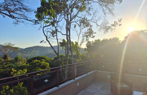 Casa da Árvore - Refúgio de Luxo com Jacuzzi e Vista para a Serra - Foto 60