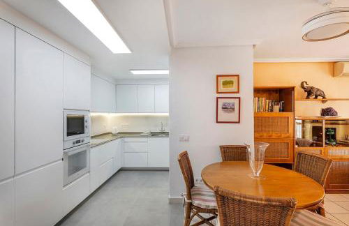 Encantador apartamento con vistas al mar y AC - Foto 10