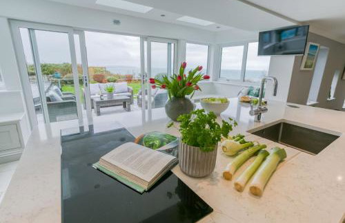 Gwynaeth Gwyn - Foto 58