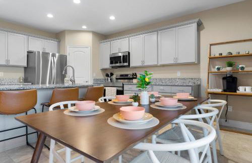 7 beds Nerf Wall Arcade 4 min Walk 2 Beach! - Foto 26