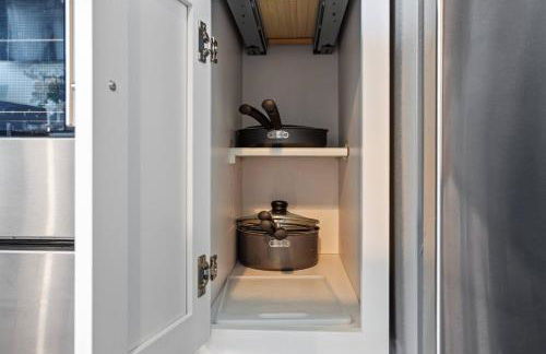 Classic 2BR Detroit's Sugar Hill - Foto 26