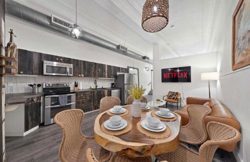 Central Downtown Apt Sleeps 8 & Enjoy Gaslamp - Foto 4