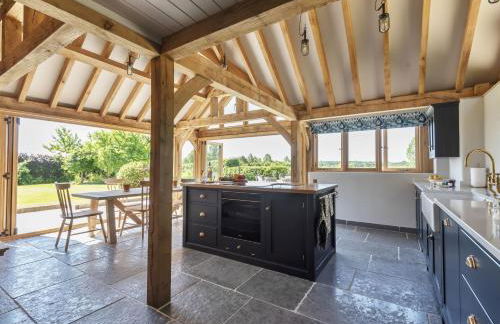 Hilltop Cottage - Photo 6