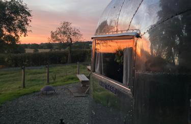 Ludlow Vintage Airstream - Photo 6