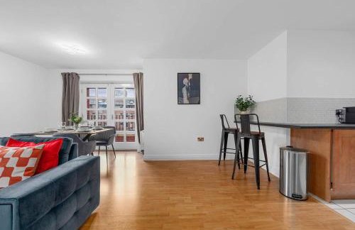 Modern Apartment, Free Parking by City SuperHost - Foto 22