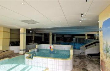 Pools, Sauna und Balkon mit Panoramablick - Foto 18