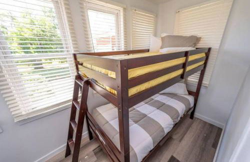 Downtown Retreat, Hot Tub, Firepit, Grill - Foto 41