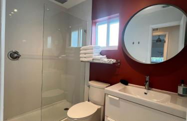 Cozy house close Brickell - Photo 29