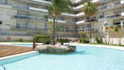 Apartamento con parking y piscina comunitaria AV-42 - Foto 2