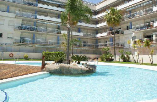 Apartamento con parking y piscina comunitaria AV-42 - Foto 2