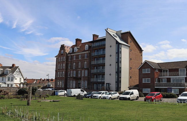 The Burlington Collection - Foto 25