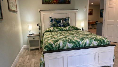 Guest suite - Waterfront -Pool & Hot tub- Walk to Beach - Foto 2