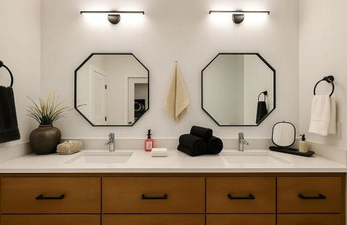 King Beds Grill Big Yard Huge Kitchen - Foto 28