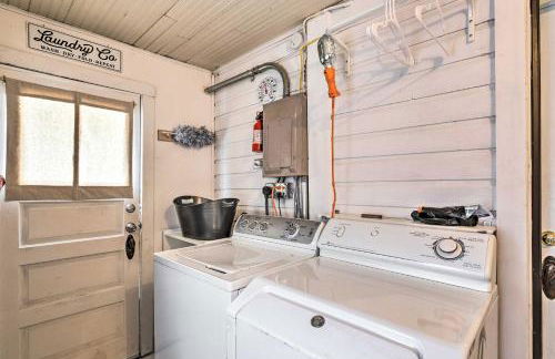 Lovely Montrose Home with Yard Walk to Dtwn and Park! - Foto 23