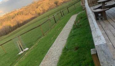 Brook Lodge - Photo 5