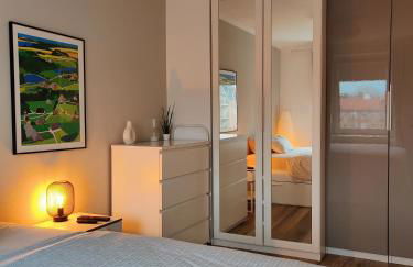 Kiel, renovierte Innenstadtwohnung, 24h Check-in, 2 kostenlose Fahrräder - Photo 4