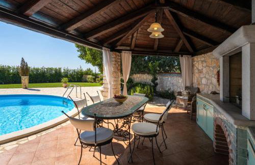 Villa Marianne with heated pool - Foto 2