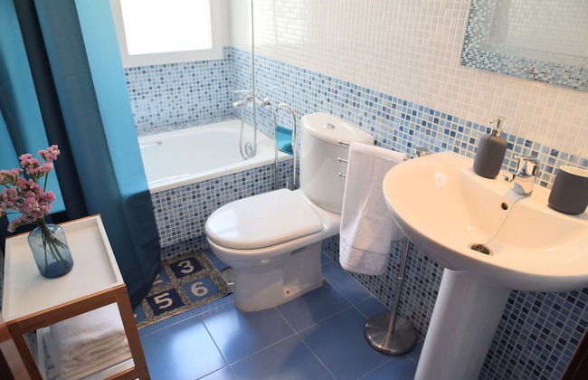 Homely Málaga Vialia con Parking - Photo 8