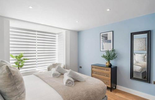 Stylish Apartment with Parking 2 Mins to Seafront - Foto 6