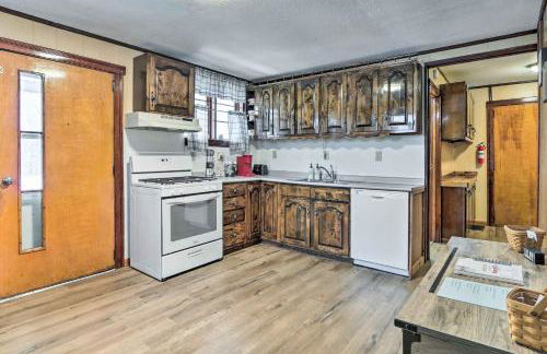 Hilltop Home with Grill, In Wayne Natl Forest - Foto 7