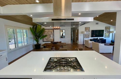 Spectacular City Mountain Views Remodeled Open Plan 3 bdr Home Pool Jacuzzi Oasis - Foto 9