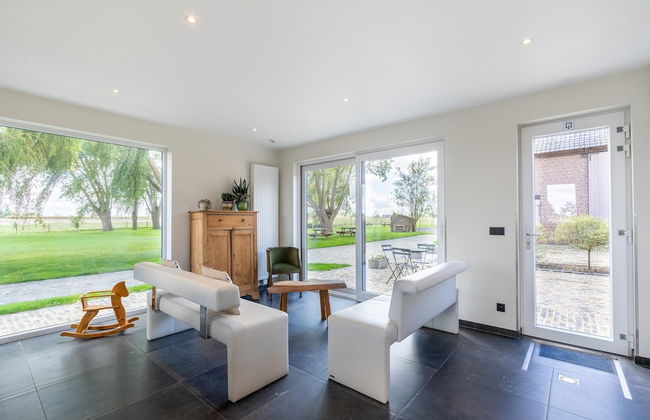 Spacious Holiday Home With Pond in Poperinge - Photo 41