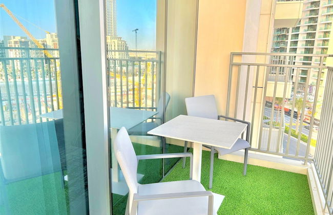 New! Luxurious Stay Dubai Creek Balcony & View - Photo 18