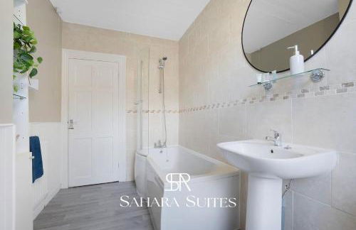 Stylish 3BR Newcastle Apartment - Sleeps 6 - Parking - Foto 5