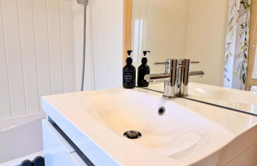 Hot Tub Lodge, Panoramic Views & Free Golf, Dog Friendly - Foto 53