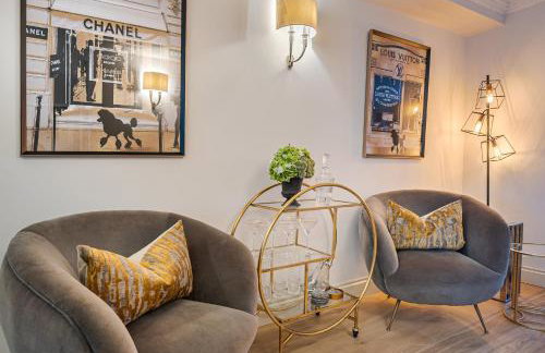 Luxurious Mews 4Bd House Balcony & Garage - Foto 29