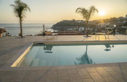 Villa Acquamarina, Family apartments with pool - 300 meters from the beach - Foto 30