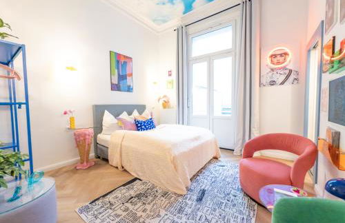 RetroPop Designerzimmern Nahe Alster & City für 2 Personen by LDGG - Foto 78