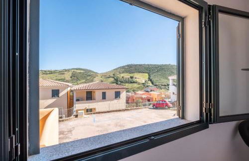 [SEA 10MIN] Modern house with pool in the hills - Foto 2