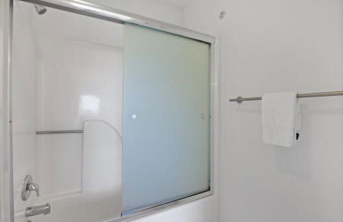 Beach Paradise & Pools - Oceanfront on Harbor Island - Foto 20