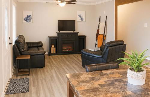 Cozy Country Cottage - Photo 4