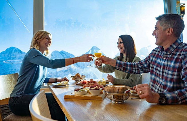 Schilthorn Cable Car + Piz Gloria & Thrill Walk Birg - Photo 6