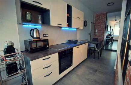 Apartments Square - Photo 30