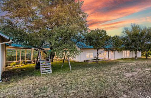 Gorgeous 10 Acre Estate POOL HOT TUB GAME ROOM - Foto 37