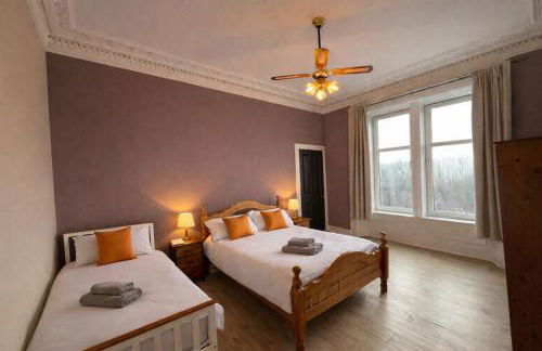 Contractors and Guests Grand 3 Bedroom Central Free Parking Fully equipped - Foto 6