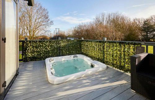 Coopers Cabin With Hot Tub - Foto 21