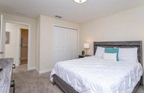 Luxurious Décor 4 Bd w/ Pool Close to Disney 4820 - Photo 74