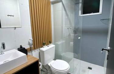 Novo, funcional e bem localizado - Foto 9