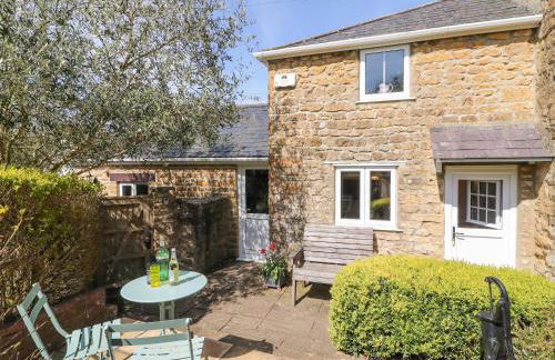 Tiddlers Cottage - Photo 1